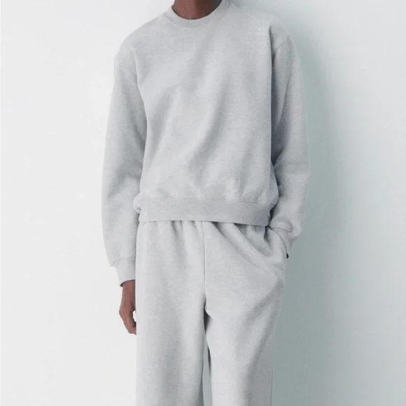 Aritzia TNA Sweatfleece Crewneck - Picture 1 of 5